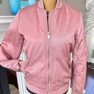 Aritzia Babaton Gilman Bomber Jacket Dusty Pink Satin Zip Small